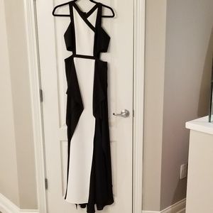 Bcbgmaxazria cut out black and white gown